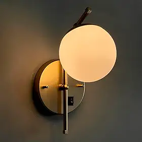 Arandela de Parede Moderna Inclinada Dourada Com Interruptor com Globo Vidro 12cm Para Decorar Casa e sala, Cama Cabeceira, Quarto, lavabo