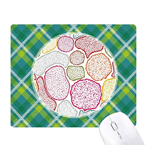 Tapis de souris pixel grille verte avec structure de microscope de cellules biologiques