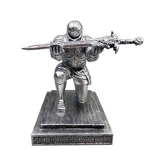 Jaugufiy Portapenne magnetico Executive Knight con spada d'argento, fantastico portapenne, decorazione per la casa da scrivania, statuetta di soldato esecutivo, cavaliere, supporto per penna (con
