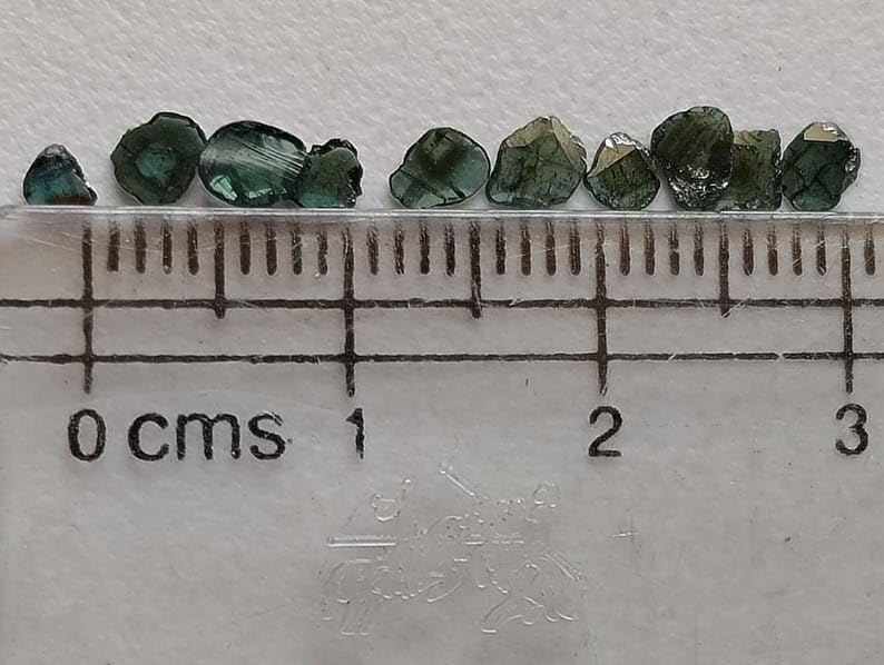 4-5 mm fasetowane plastry niebieskiego diamentu, piękny kawałek Polki z niebieskim diamentem, plastry niebieskiego diamentu na biżuterię (opcja od 0,5 ct do 2 ct) - VIC42, 4-5 MM