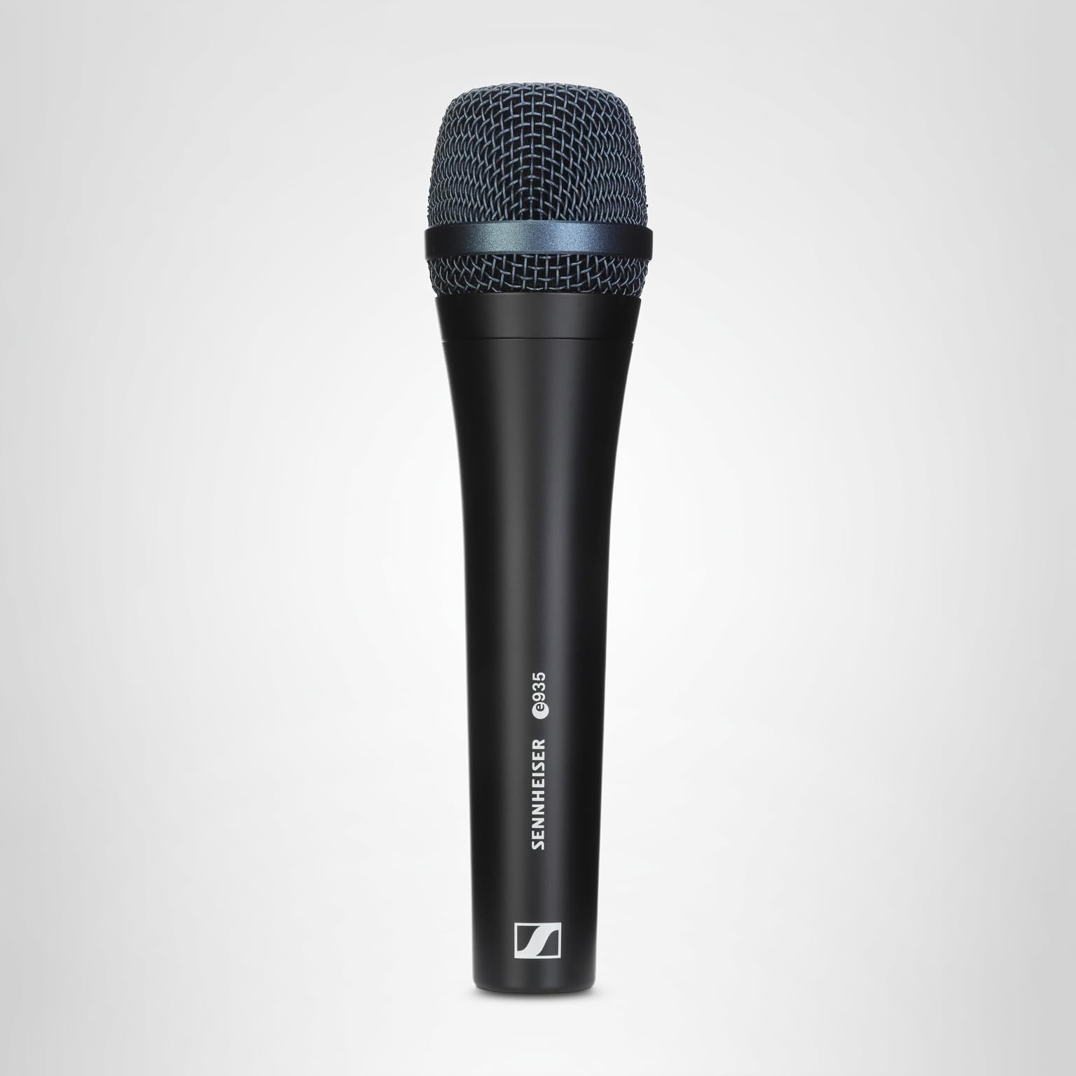 Sennheiser e935 Dynamic Cardioid Vocal Microphone