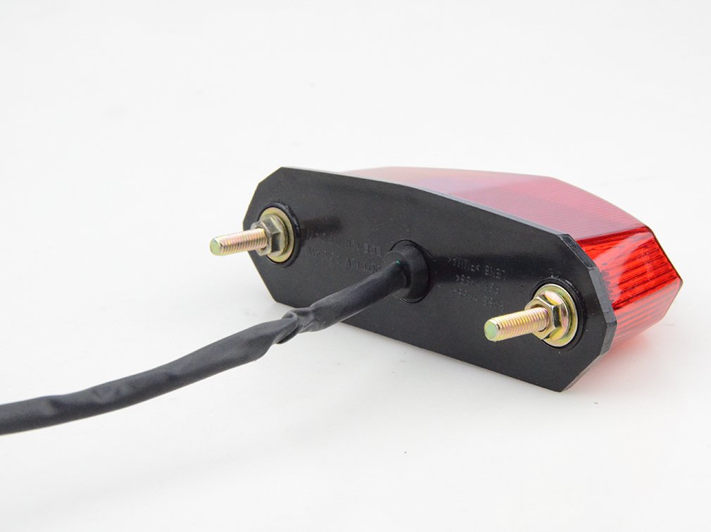 GOOFIT Fanale posteriore in plastica universale sostituzione per fanale posteriore del freno indicatore di direzione indicatore di direzione lampadine a LED sostituzione per ATV Scooter Bike