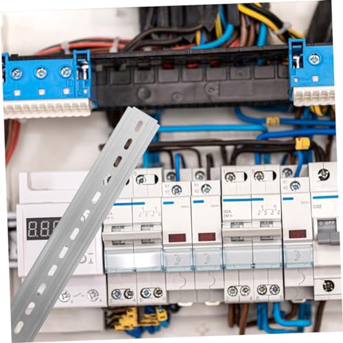Fixation rail DIN composants électriques pour simplifier le tableau de la maison