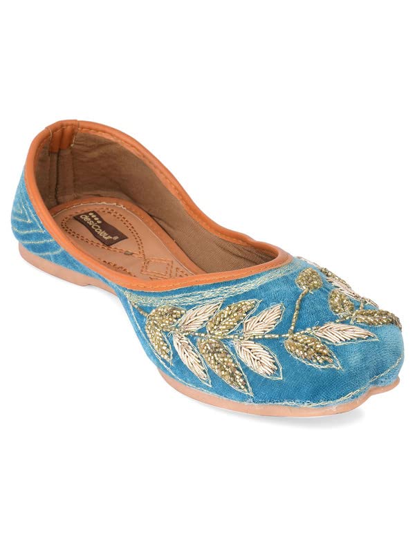 desi colour Women Ethnic Footwear Mojari/Punjabi Jutti- Velvet Black Full Emb-picture-31