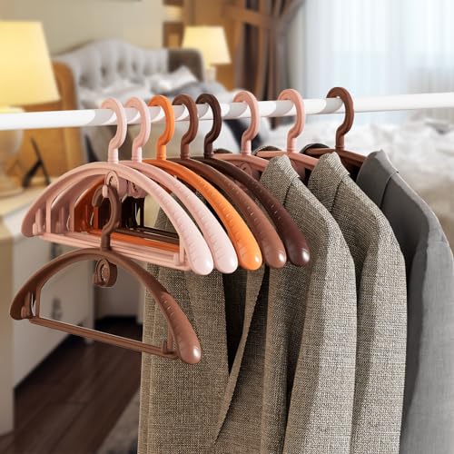 Cintre à vêtements orange anti déformation placard en désordre solution
