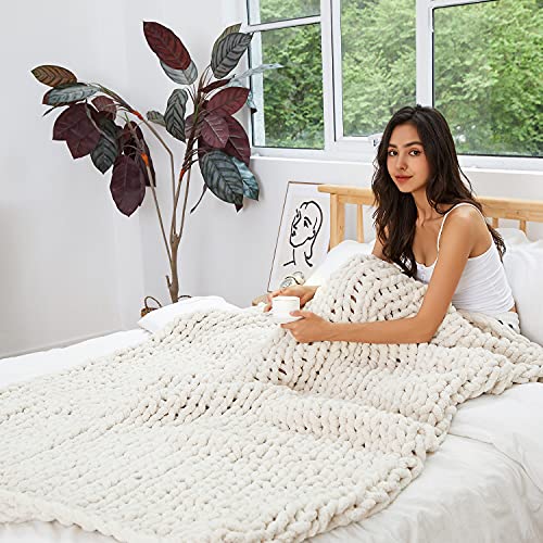 Zuibeschos Chunky Knit Blanket Warm Chenille Yarn Throw Blanket 40X80 Inch Handmade Cozy Throw Yarn Blanket For Bed Home Decor, Machine Washable,Beige #TOP2
