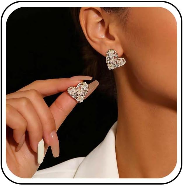 Boho Hollow Heart Stud Earring White Cute Flower Earring Hollow Heart Flower Stud Earrings Vintage Tiny Love Earrings Jewelry for Women