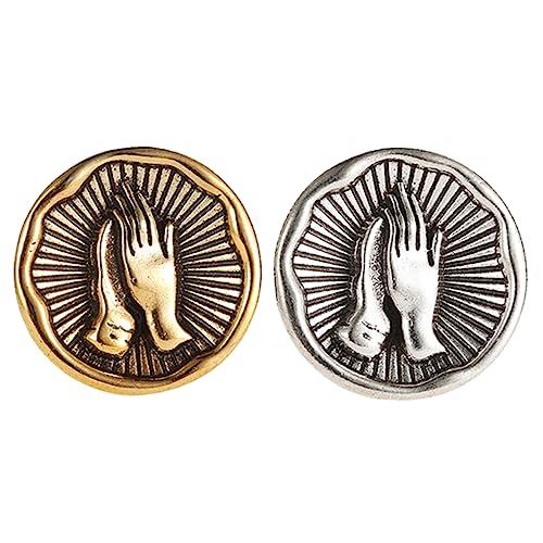 Broche mains en prière vintage détails raffinés et finitions rétro pour bijoux de fête