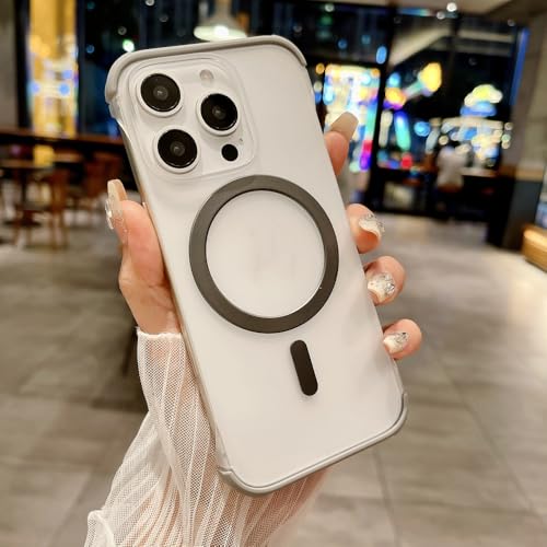 Coque magnétique iPhone 14 fine idéale pour recharge en voiture