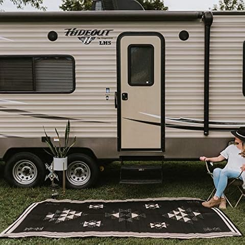 Glamplife 5x8 Outdoor Rug - Waterproof rv mat - Camping mat for Outside Your RV - Boho Outdoor Rug - tan and Black Rug Cover