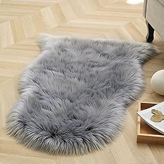 HEQUN Circular Faux Fur Sheepskin Style Rug Faux Fleece Chair Cover Seat Pad Soft Fluffy Shaggy Area Rugs For Bedroom Sofa Floor (Grey, 45 X 45CM)