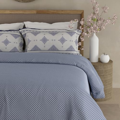 Image of BOUTIQUE LIVING Heritage Walk 100% Egyptian Cotton 200 TC Blue Ethnic Print King Bedsheet with 2 Pillow Covers