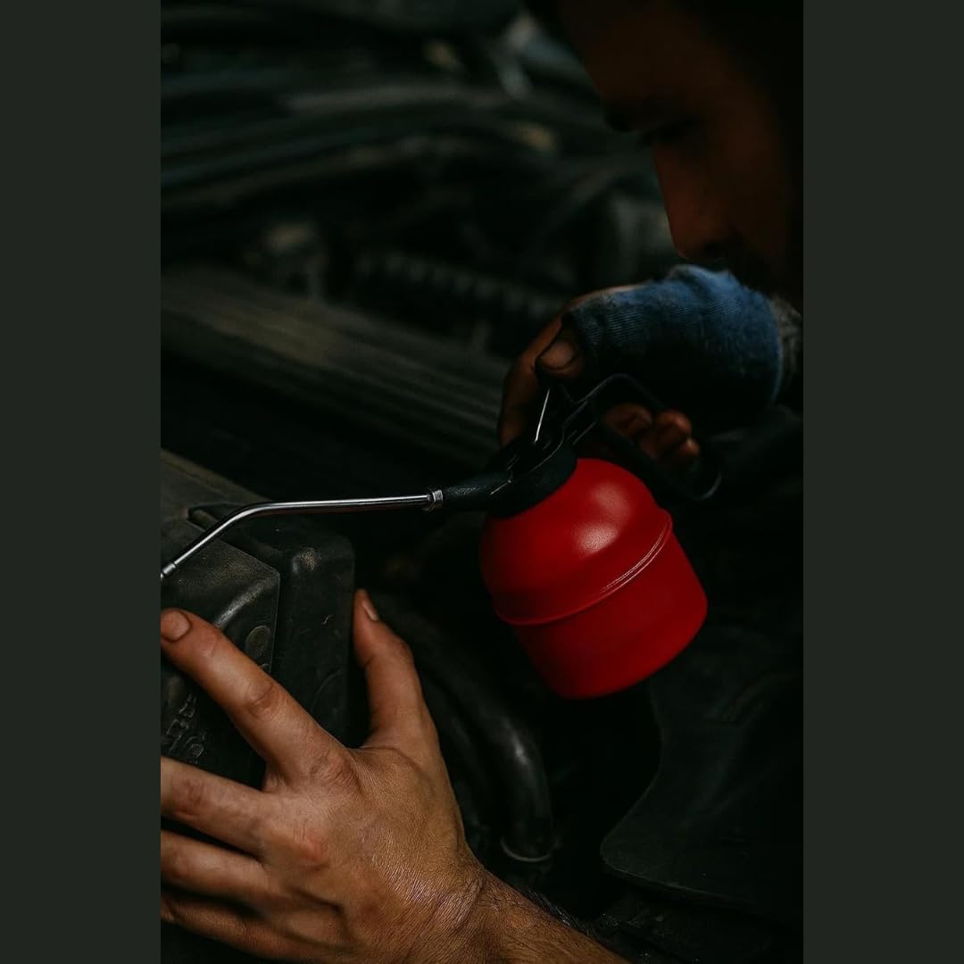 Jouis Metal Yağdanlık, Endüstriyel Yağlama Şişesi, Makine Yağı, İnce Akıtma Uç, Sızdırmaz Kapak, Otomotiv, CNC, Bakım Yağlık, Dayanıklı, Metal Uçlu, Kontrollü Akış, Ergonomik Tutuş (500 cc)