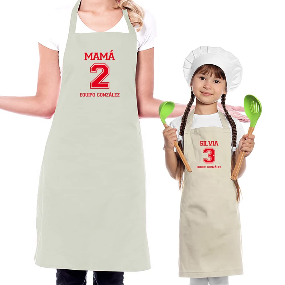 CALLE DEL REGALO Pack de delantales de cocina BIO para madre, padre e hij@ bordados con nombres, número y ‘equipo’