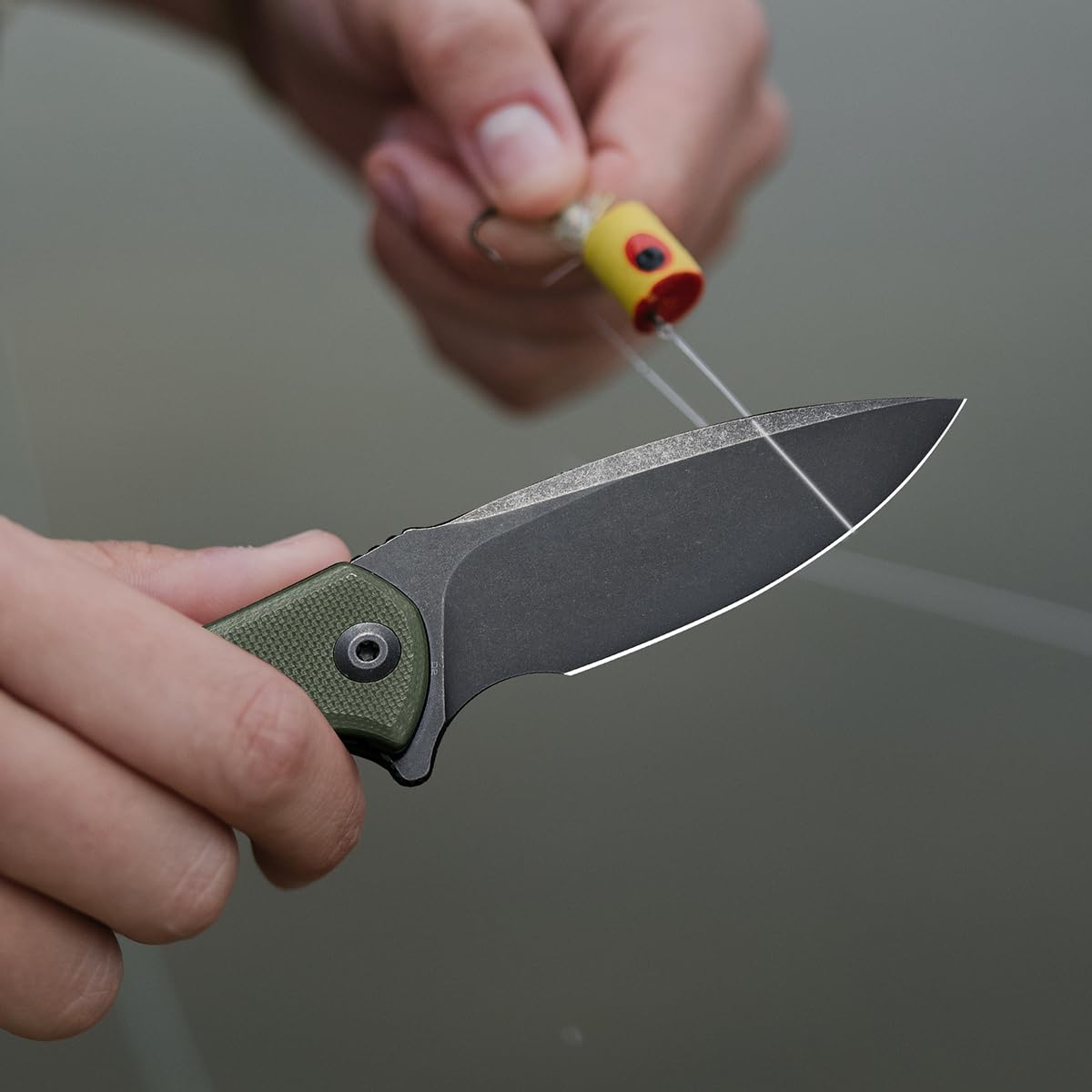 CIVIVI Mini Praxis Couteau pliant avec lame D2 de 7,56 cm et manche G-10 (Vert OD) C18026C-1
