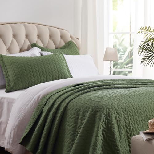 SunStyle Home Olive Green Twin Quilt Bedding Set, Lightweight Summer Bedspread Blanket, Twin Size Quilt, Luxury Quilted Stitching Coverlet with 1 Pillow Sham in Leaf Embroidered Pattern 2pcs Kids