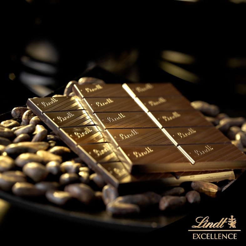 Image of Lindt Swiss Classic White Chocolate Creamy Bar, Premium Swiss White Chocolate, 100g (Product Of Switzerland)