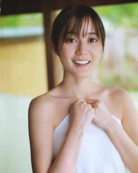Amazon.co.jp: 初版帯付 生田絵梨花 写真集 カノン 乃木坂46