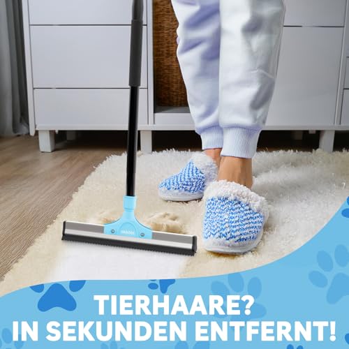 OKKÖBI Carpet Rake - Fellfeger Besen – Pet Hair Remover für Teppich & Möbel – Gummibesen mit Stiel – Hundehaare Entfernen – Teppich Bürste für Tierhaare – Fellfeger für Teppiche & Böden - Blau