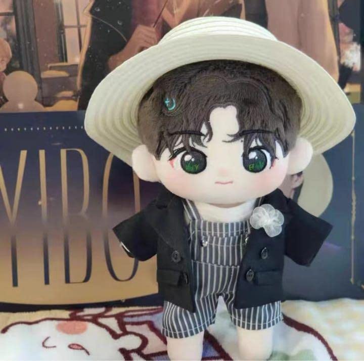 Amazon.co.jp: 王一博 ぬいぐるみ 着せ替え衣装 4点セット 20cm