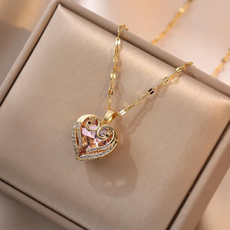 Collier géométrique en argent avec strass brillant et cœur de réunion