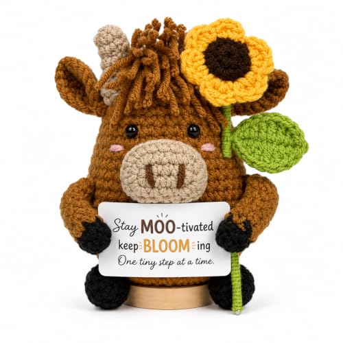 Highland Cow Crochet Gifts with Sunflower & Solid Wood Base，4.3 inches