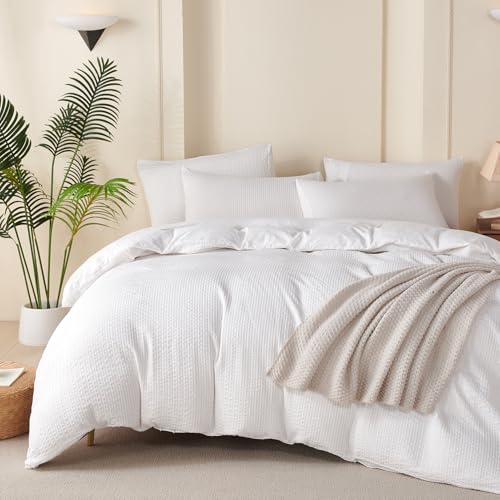 Image of White Striped Comforter Set Queen - 3 Pieces Bedding Comforter Set for All Season, Soft Lightweight Washed Microfiber, 1 Striped Comforter and 2 Pillowcases (White, Queen Size)