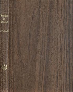Hardcover Water in wood (Syracuse wood science series) Book