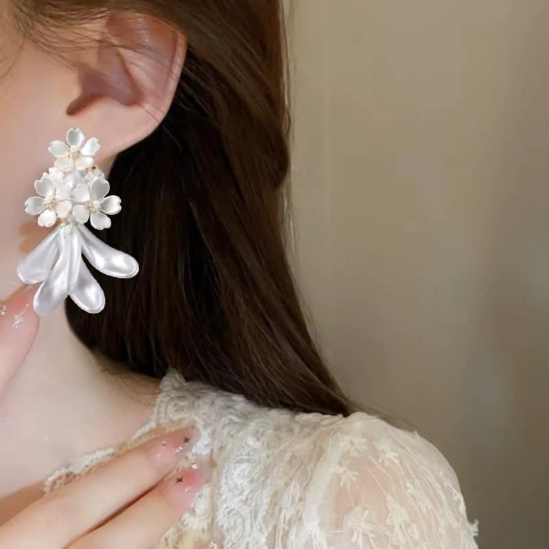 Vintage Flower Petal Pearl Tassel Stud Earrings for Women Floral Drop Dangle Earrings Wedding Bridal Party Jewelry - Image 3