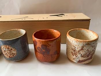 【志野焼】酒器 Amazon.co.jp: 保管品 40年代志野焼富山窯美濃焼お猪口おちょこ