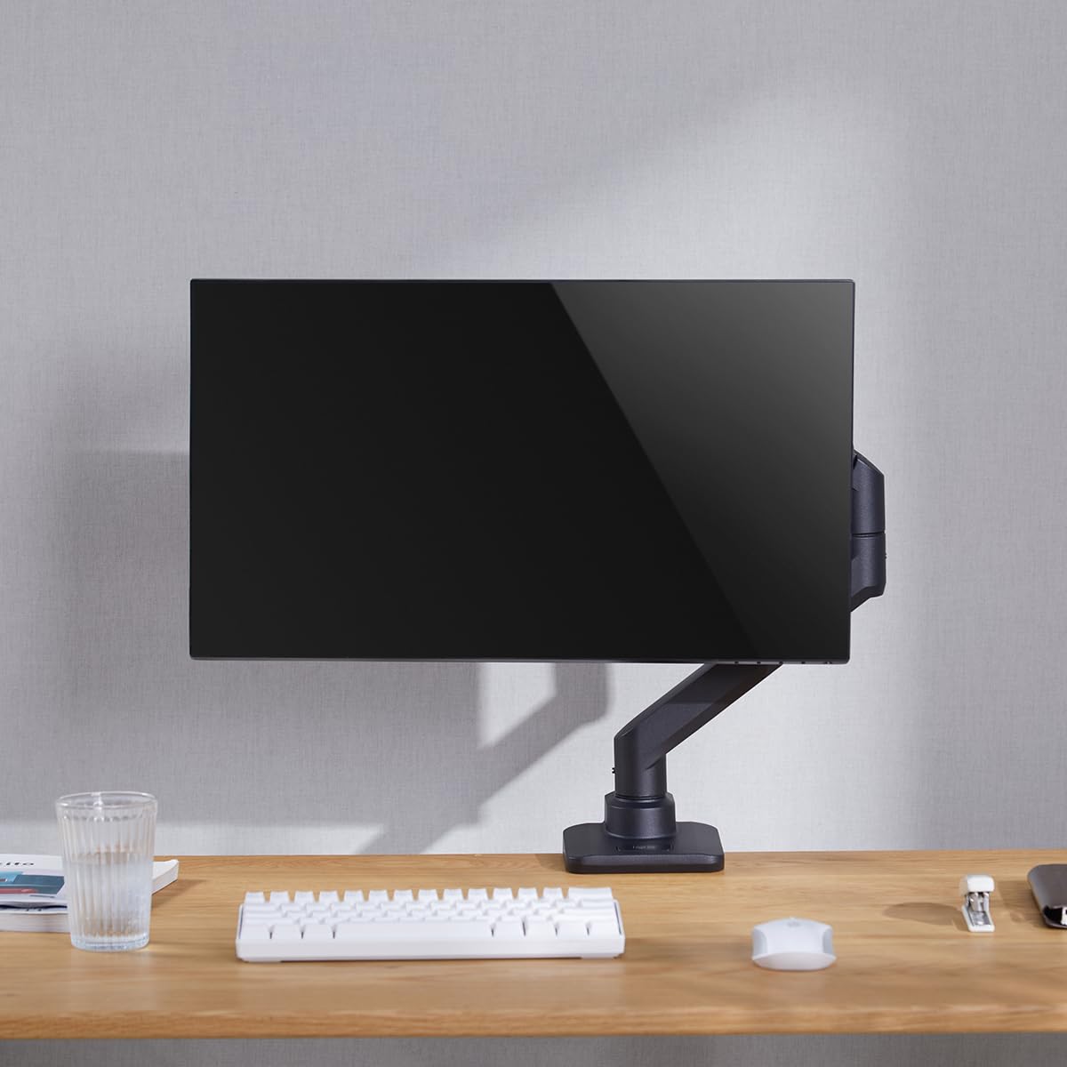 LogiLink Supporto per monitor da 17 a 49", con molla a gas, adatto per monitor Flat & Curved, alluminio