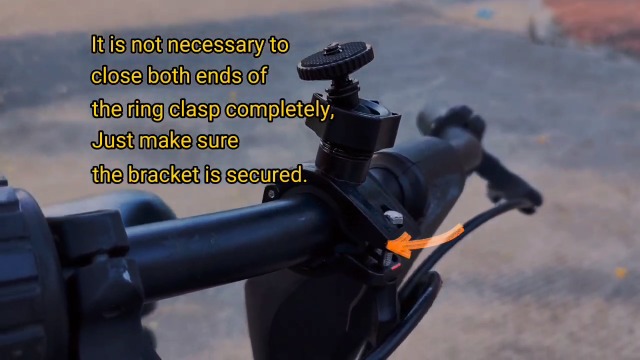 Enceinte Bluetooth Vélo étanche IPX5 - Fixation Guidon, 3h D'autonomie, Radio FM, Lecteur Carte Micro SD - Pour Balades, Randonnée