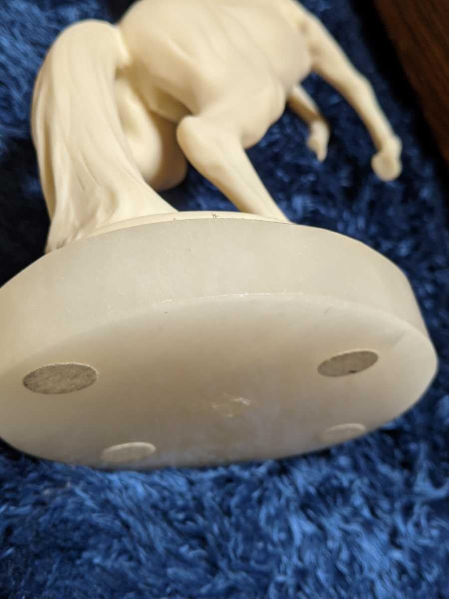 イタリア製白馬置物