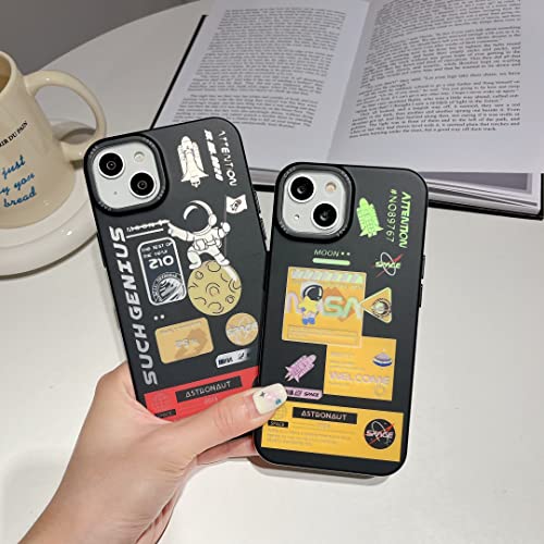 Coque iPhone 14 Plus Yonds Queen fusée jaune astronaute