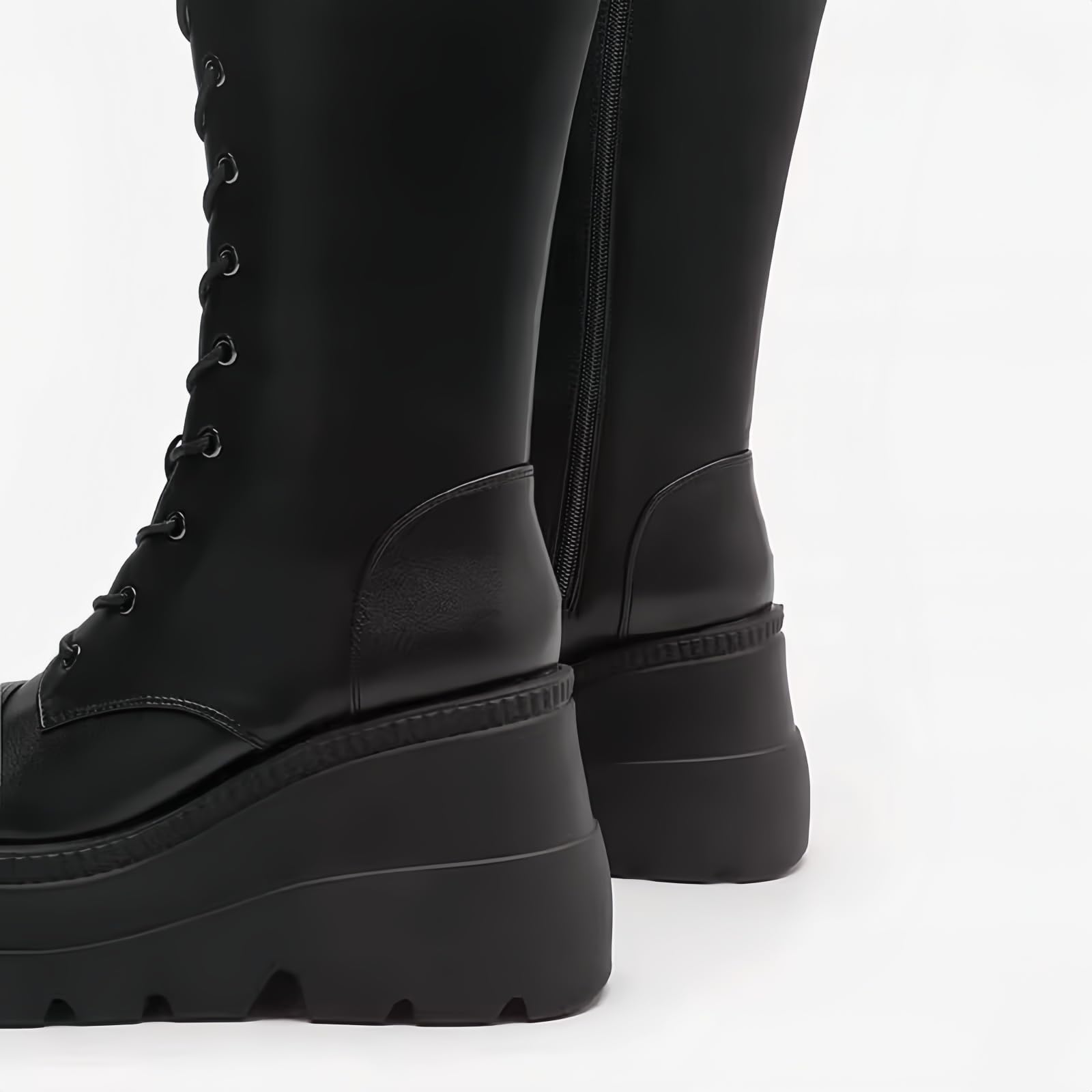 Stivali da Combattimento Donna Platform Punk con Dettagli Metallici Alti al Polpaccio Sopra il Ginocchio Suola a Zeppa Scarpe da Moto per Festival Musicali Halloween e Cosplay
