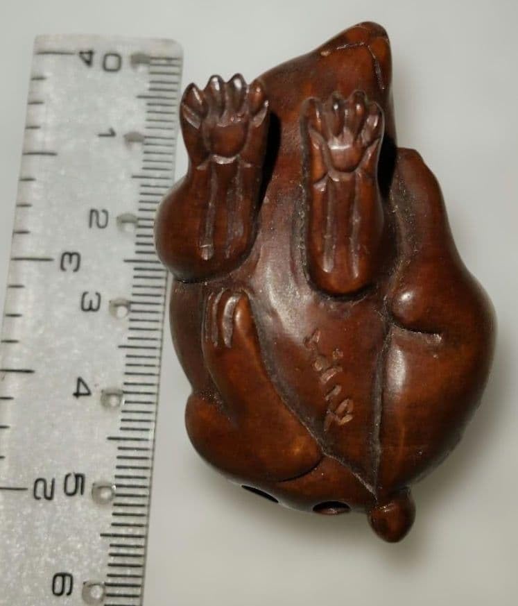 Amazon.co.jp: 黄楊木製ウサギの彫刻 根付 手彫り : ホーム＆キッチン