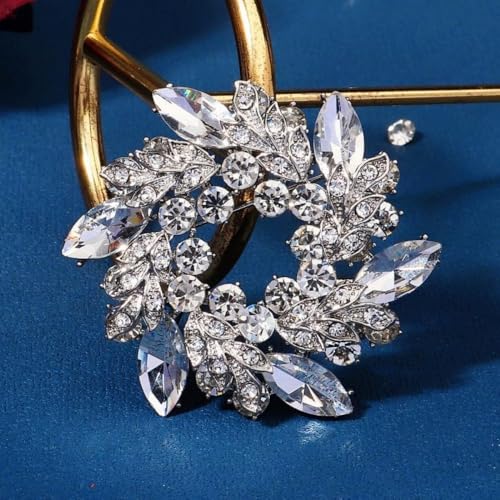 Image of 3 pieces brooches and pins for women, fashionable high-end crystal brooch silvery, womens flower brooches，pearl pin (Wreath Set)