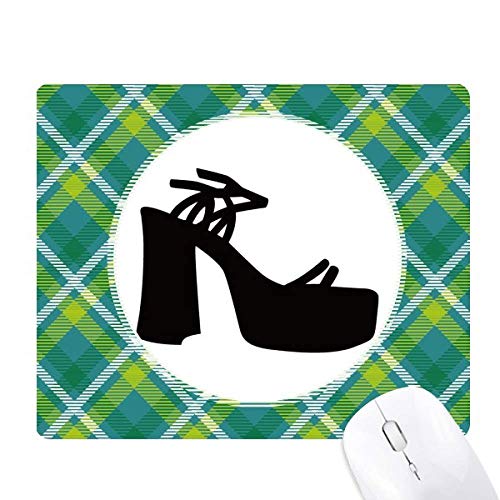 Tapis de souris pixel grille verte avec motif silhouette femme noire à talons