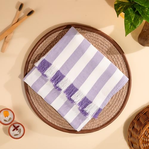 Image of Comforic 100% Bamboo Towels for Bath Large Size | Bamboo Bath Towel for Men & Women | Ultra Soft, Absorbent, Lightweight, Quick Dry Towel for Bath, Beach, Travel, Gym | 75x150 cm - Set of 1 Lavender