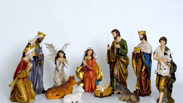 Amazon.com: Zayton Nativity Set Christmas Indoor Scene 11 Piece 12
