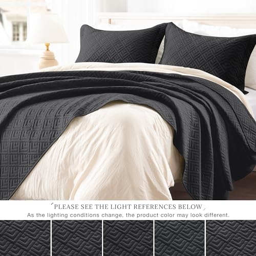 EXQ Home Quilt Set King Size Black 3 Piece,Lightweight Soft Coverlet Modern Style Squares Pattern Bedspread Set for All Season(1 Quilt,2 Pillow Shams)