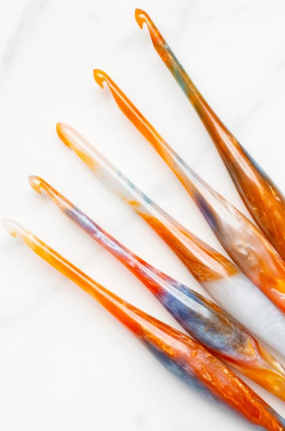 Furls Crochet Hook, Limited Edition Ember Streamline Resin, Ergonomic Handle Crochet Hooks 7" (Ember, L - 7.00MM)