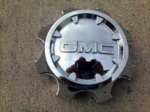 General Motors OEM GMC Sierra 2500 3500 HD 2011-2015 Wheel Center Cap HUBCAP 9597794