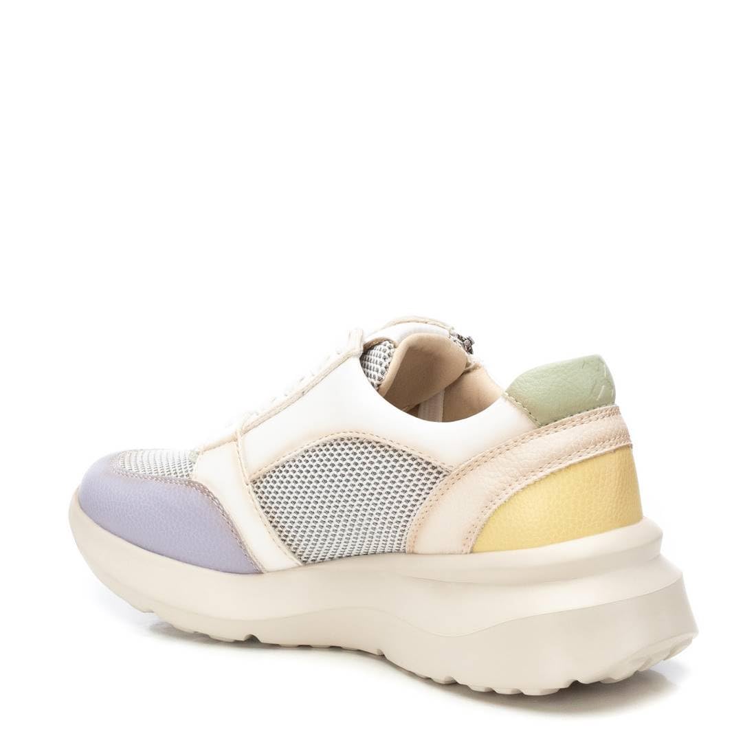 XTI - Sneakers Kobiety - Wygodne i wszechstronne obuwie – moda casualowa