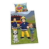 Herding FEUERWEHRMANN SAM Kleinkinder-Bettwäsche-Set, Wendemotiv, Bettbezug 100 x 135 cm, Kopfkissenbezug 40 x 60 cm, Baumwolle/Renforcé