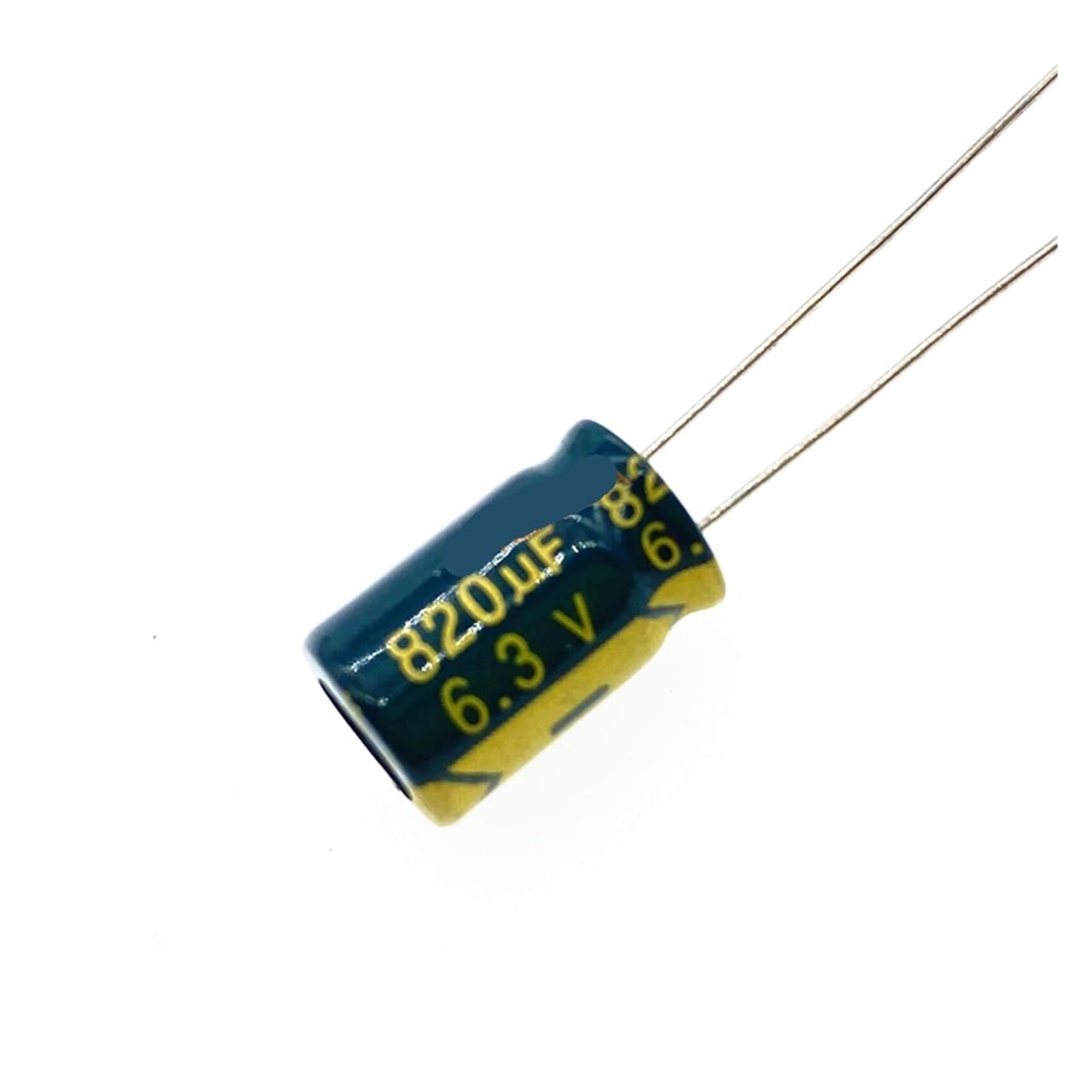 Lot de 50 condensateurs électrolytiques 6.3V 820UF aluminium pour circuits imprimés électroniques