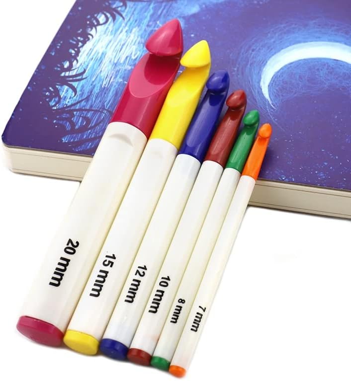 6pcs/Set Fashion Colorful Crochet Hooks, Thick Hollow Handle Knitting Needles, DIY Sweater Woven Tools, Sewing Accessories Set - (Style A)