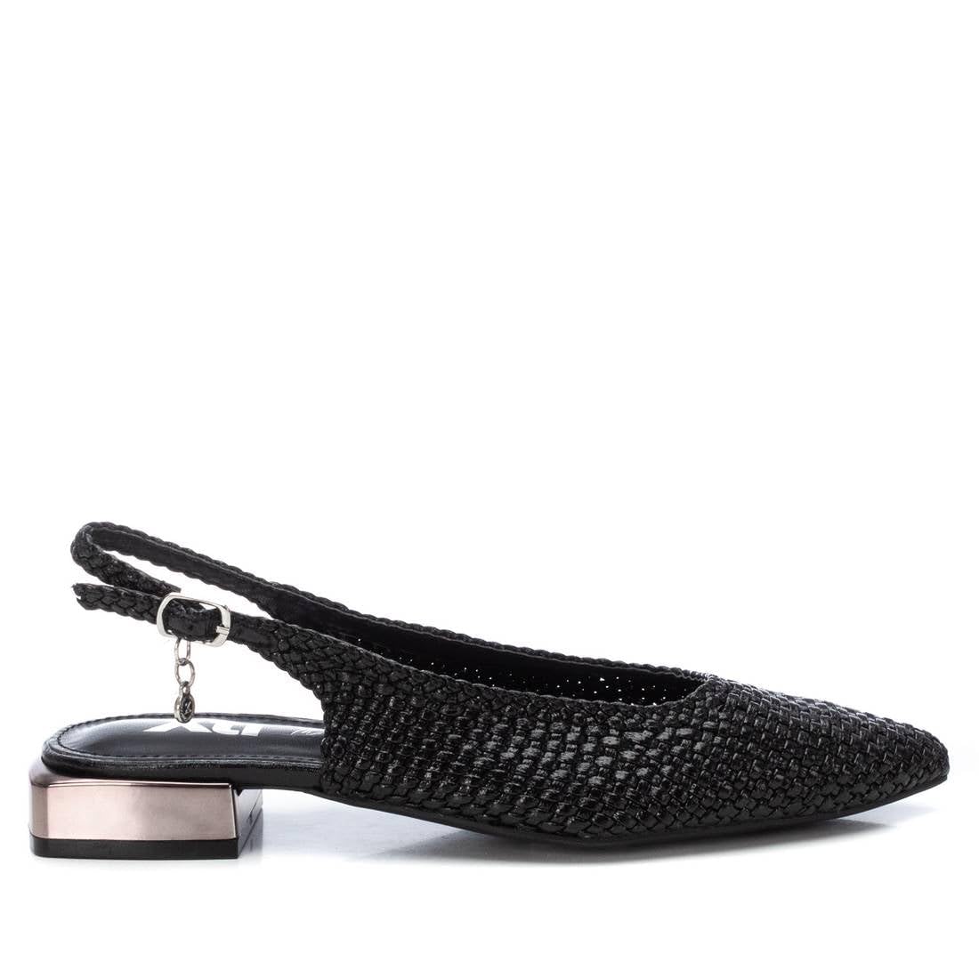 XTI - Zapato Mujer - Calzado Cómodo y Versátil - Moda Casual