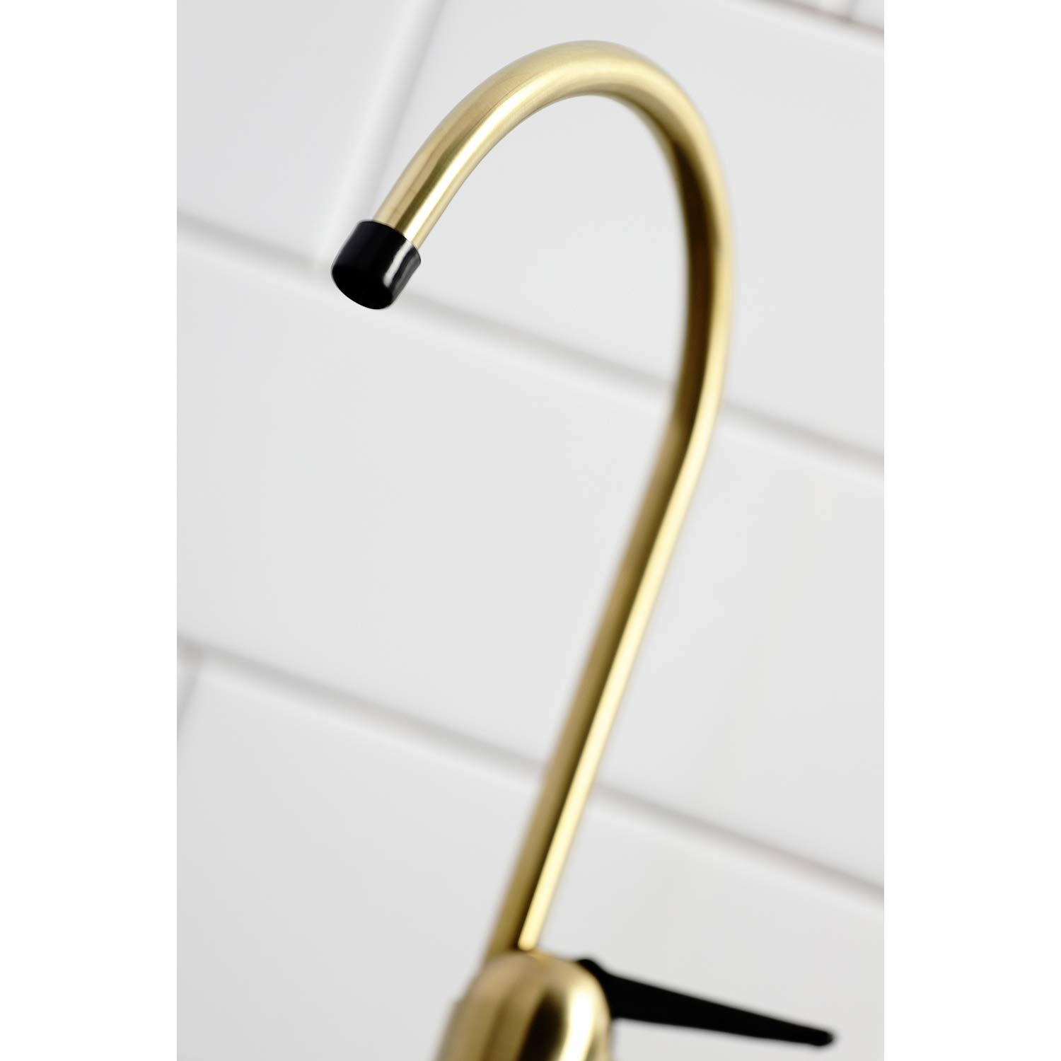Kingston Brass K6197 Grifo de filtración de Agua de un Solo Mango, Latón Satinado