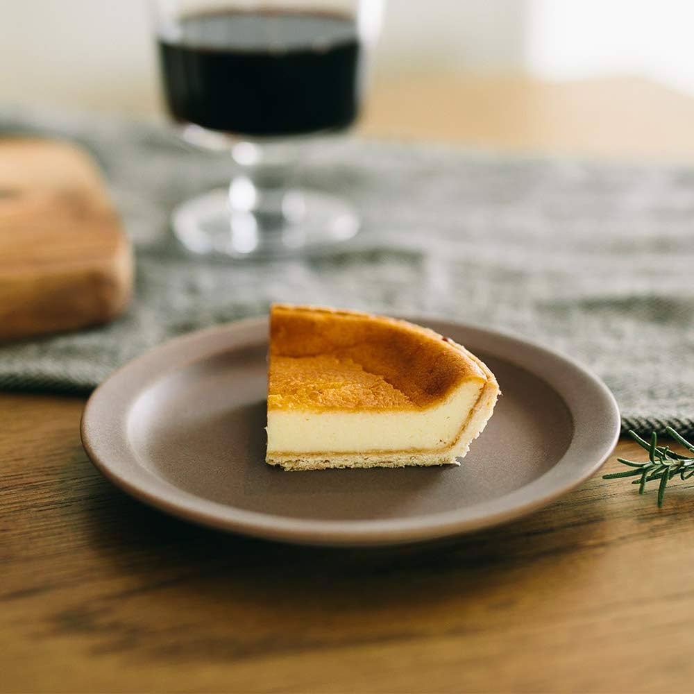 ちーずけーきページ Amazon.co.jp: 776 CHEESECAKE ナナロクチーズケーキ【レア